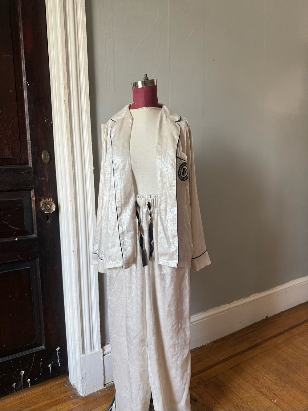 Ivory Two-Piece Loungewear Set with Black Piping